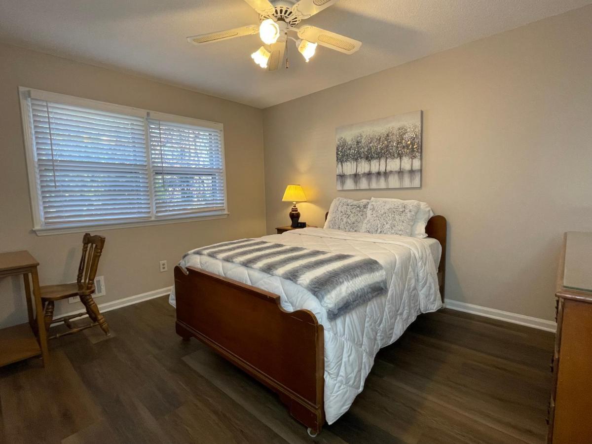 Serene Landing Place Near Downtown Cary Exterior foto